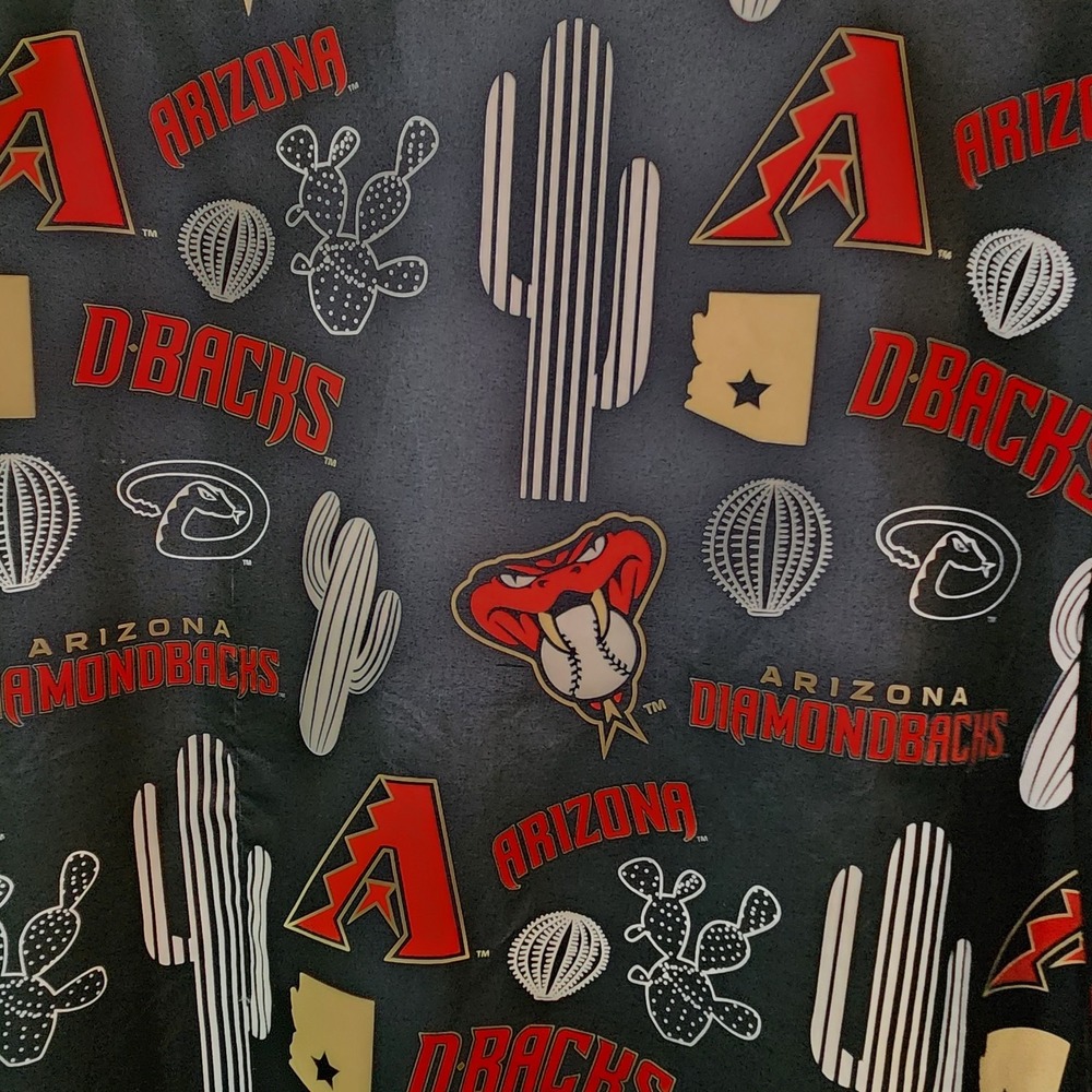 Arizona Diamondbacks Tyson Hawaiian Shirt XL – Stadium Giveaway 2018/2021 - Picture 4 of 4